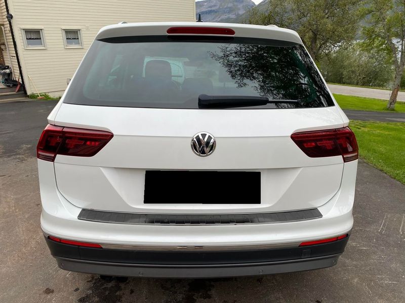 Volkswagen Tiguan • 2017 • 203,159 km 2
