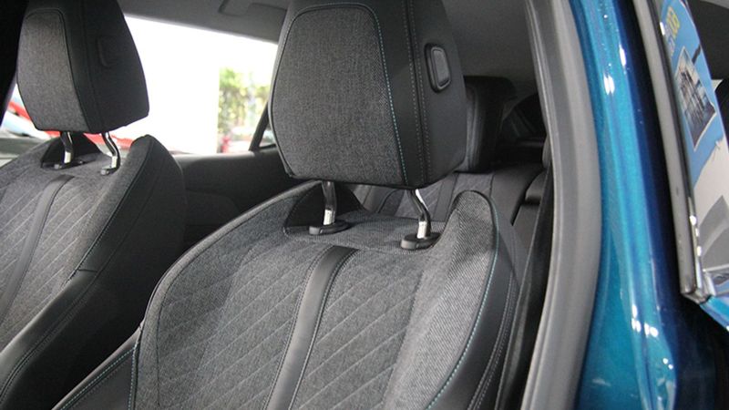 Peugeot 408 • 2023 • 17,173 km 10