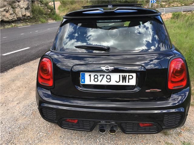 MINI Cooper • 2017 • 68,000 km 9