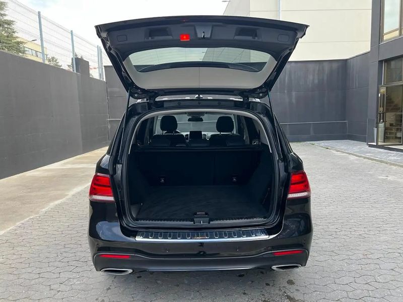 Mercedes-Benz GLE • 2018 • 93,000 km 7