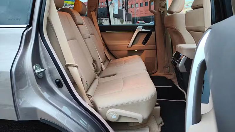 Toyota Land Cruiser • 2022 • 116,987 km 16