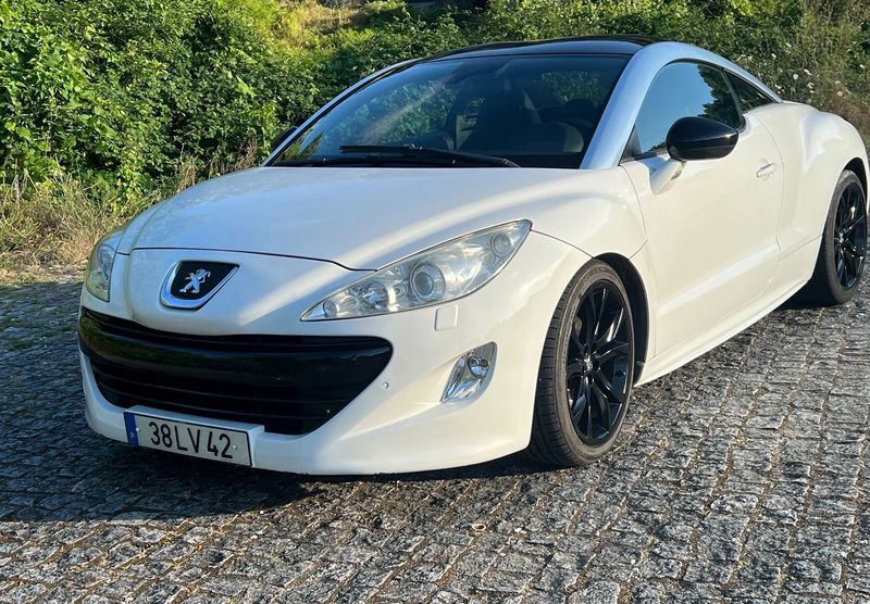 Peugeot RCZ • 2011 • 121,724 km 1