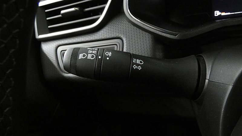 Mitsubishi Colt • 2024 • 1,765 km 11