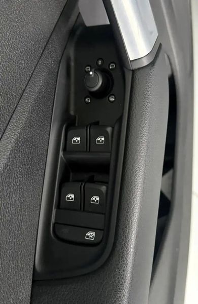 Audi Q3 • 2018 • 96,000 km 10