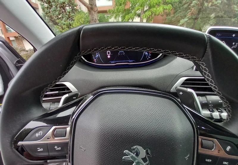 Peugeot 5008 • 2020 • 60,000 km 3