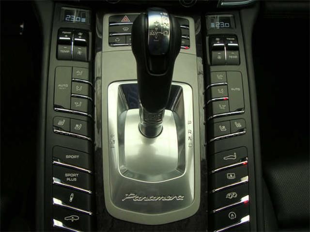 Porsche Panamera • 2012 • 172,000 km 3