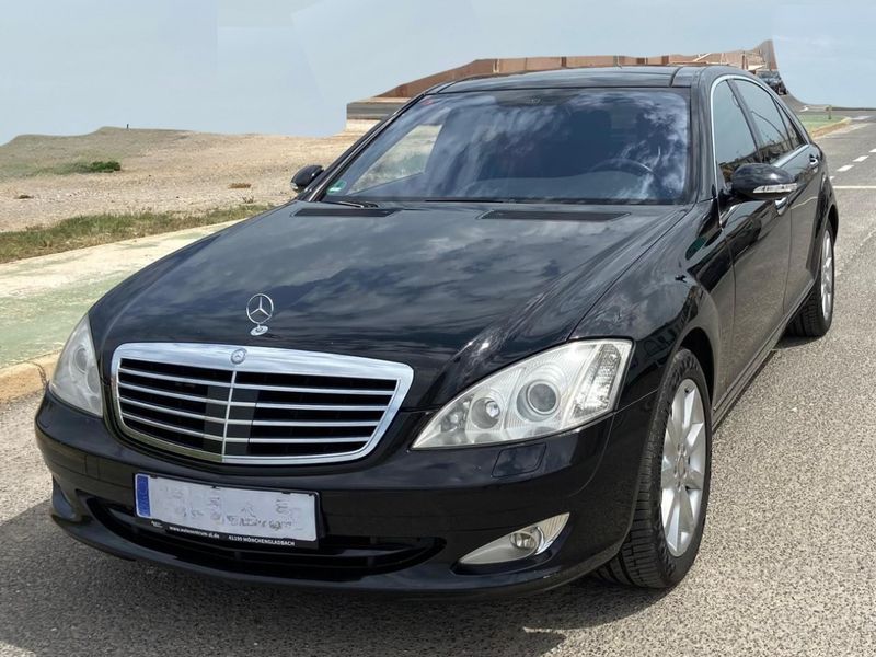 Mercedes-Benz S-Class • 2008 • 468,000 km 1