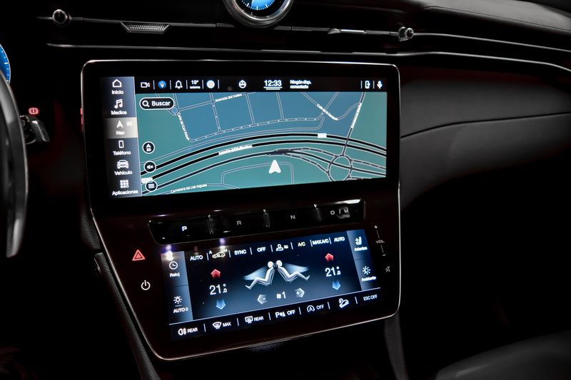 Maserati Coupe • 2022 • 19,900 km 14