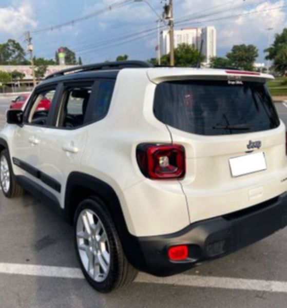 Jeep Renegade • 2021 • 9,000 km 7