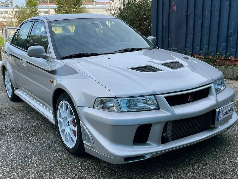 Mitsubishi Lancer Evo • 2000 • 91,744 km 3