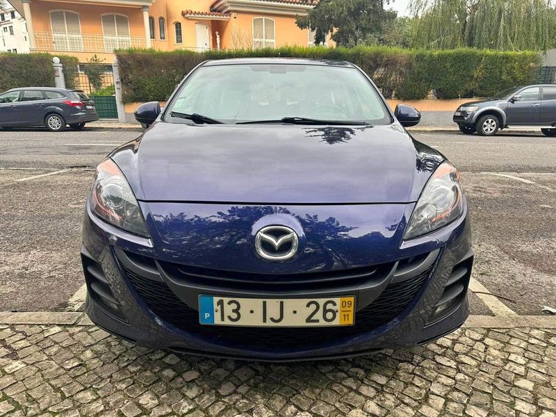 Mazda 3 • 2009 • 320,000 km 1