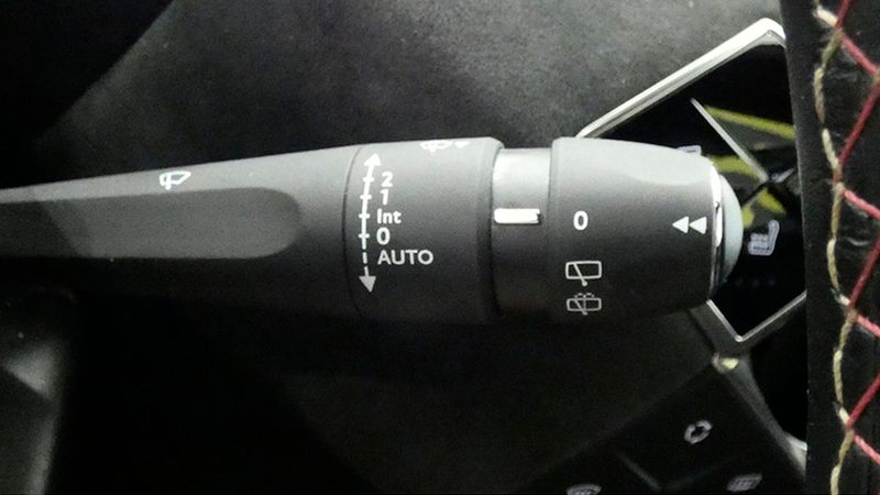 Citroën DS3 • 2022 • 35,320 km 30