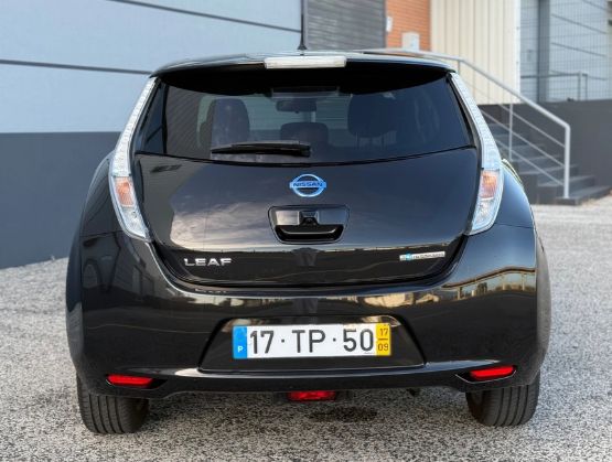 Nissan Leaf • 2017 • 60,000 km 2
