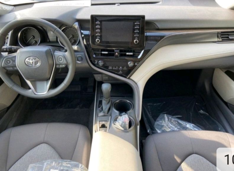 Toyota Camry • 2021 • 20,000 km 3