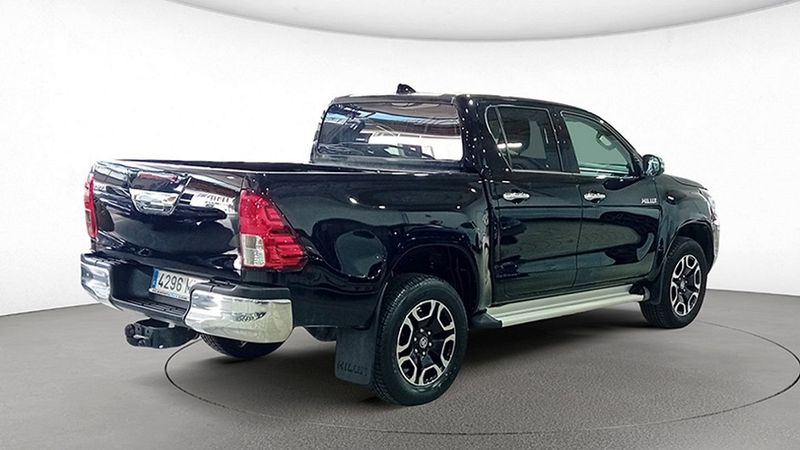 Toyota Hilux • 2023 • 12,960 km 14