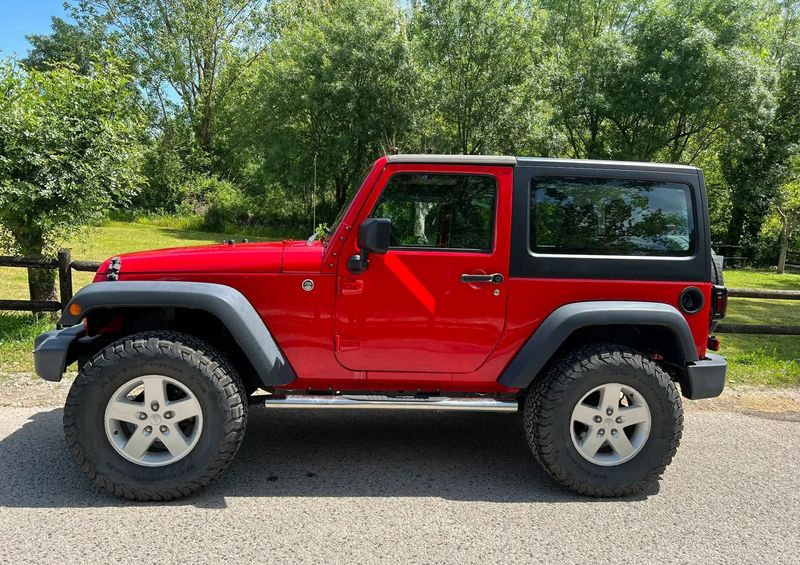 Jeep Wrangler • 2018 • 75,000 km 2