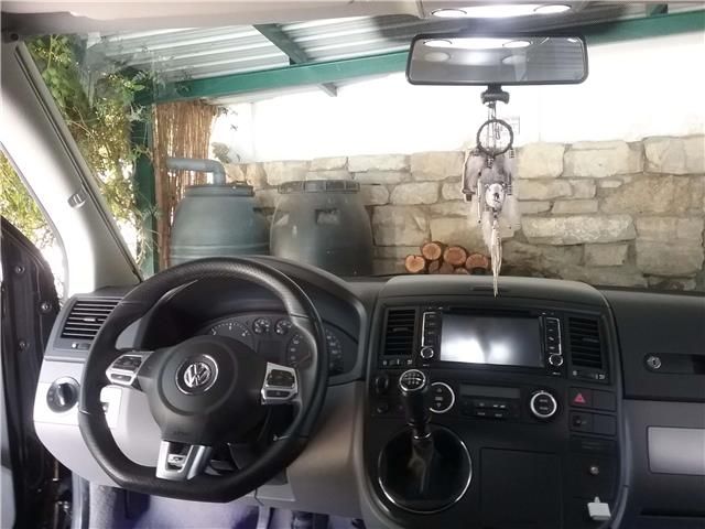 Volkswagen T5 • 2008 • 180,000 km 11