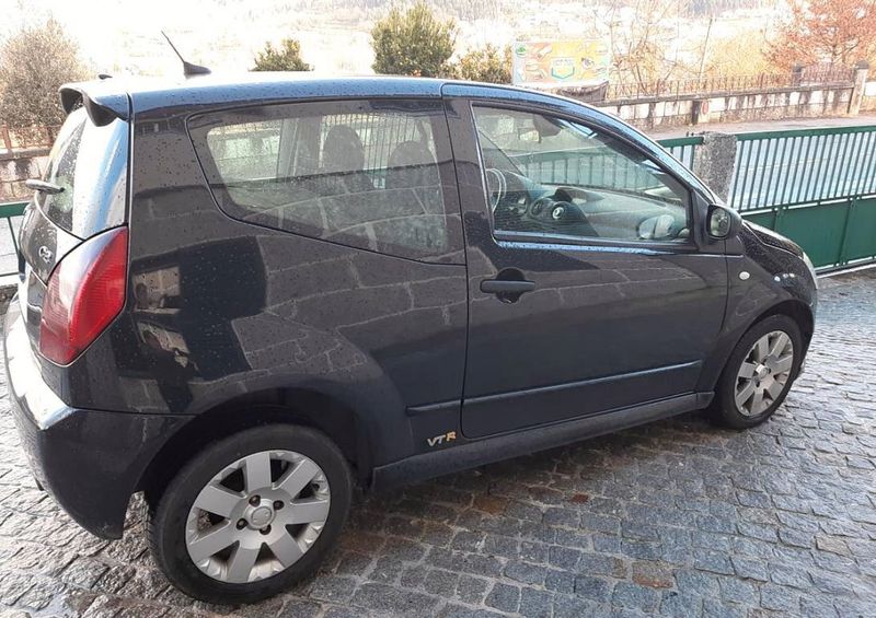 Citroën C2 • 2004 • 199,999 km 4