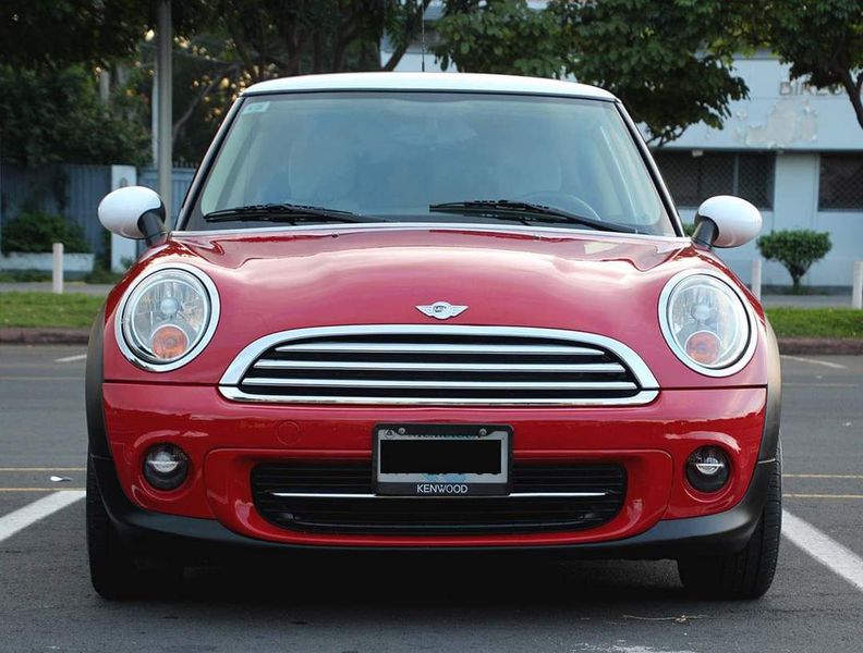 MINI Cooper • 2011 • 123,456 km 4