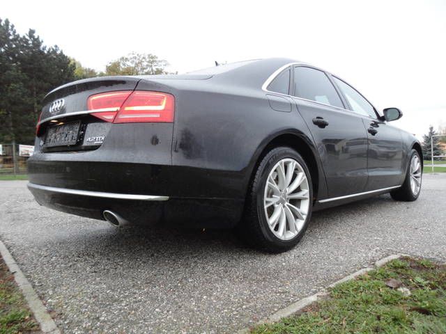 Audi A8 • 2011 • 230,000 km 9