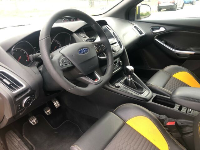 Ford Focus • 2017 • 85,000 km 9