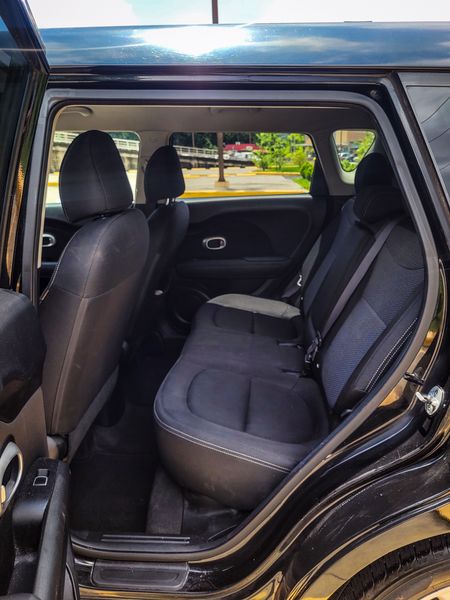 Kia Soul • 2018 • 92,000 mi 6