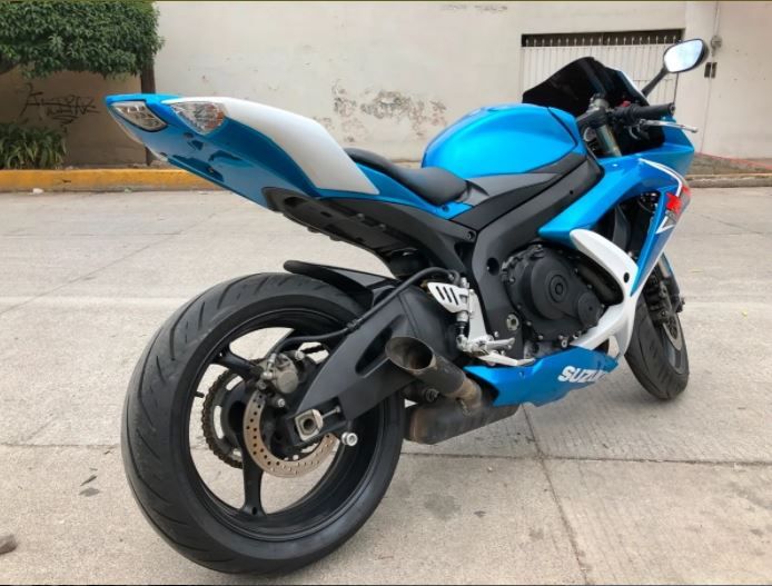 Suzuki gsx-r600z • 2008 • 29,000 km 4