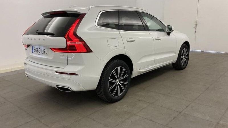 Volvo XC60 • 2021 • 40,100 km 7