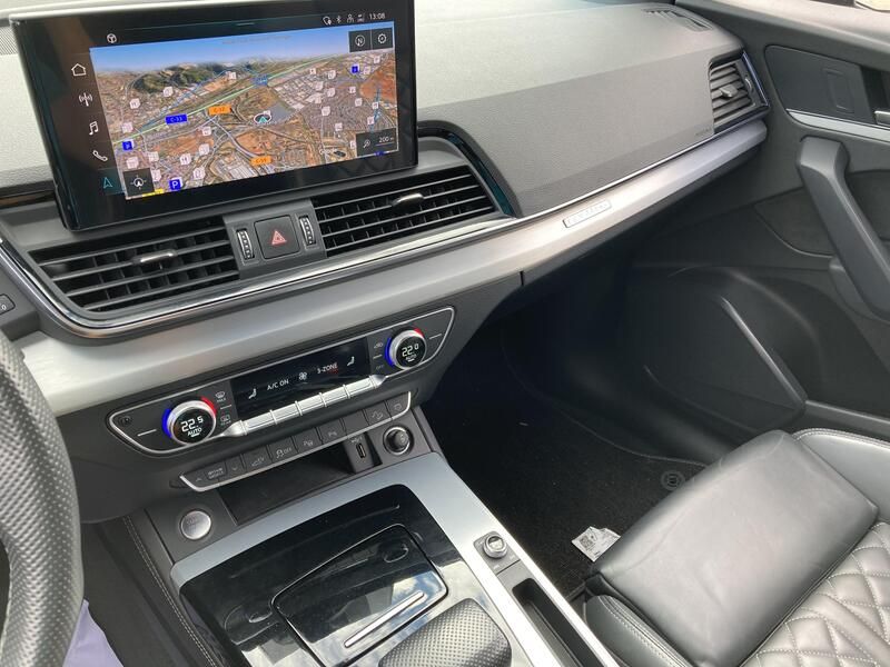 Audi Q5 Sportback • 2022 • 76,769 km 11