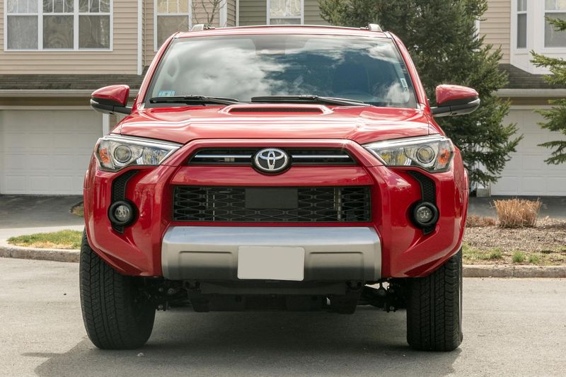 Toyota 4 Runner Limited • 2020 • 30,567 km 1