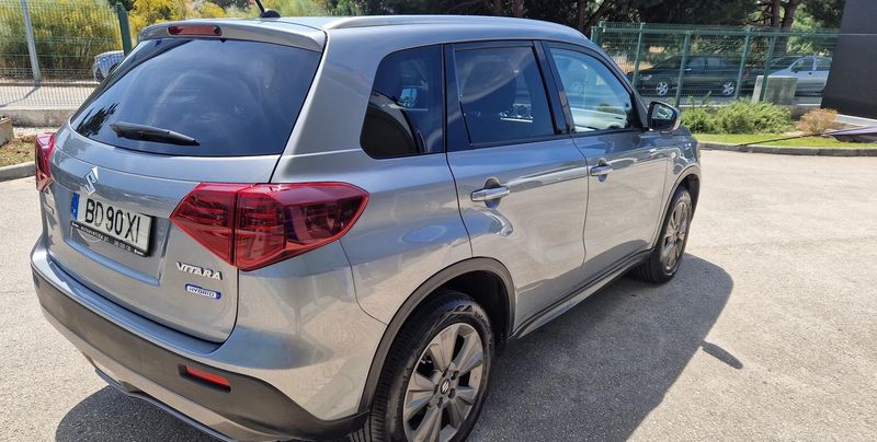 Suzuki Vitara • 2023 • 10,500 km 1