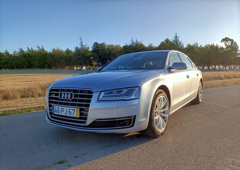 Audi A8 • 2014 • 130,000 km 3