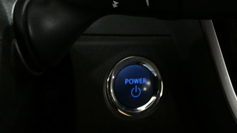 Toyota Camry • 2020 • 55,000 km 8