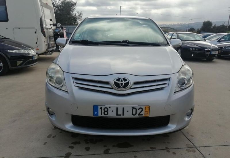 Toyota Yaris • 2011 • 28,000 km 1