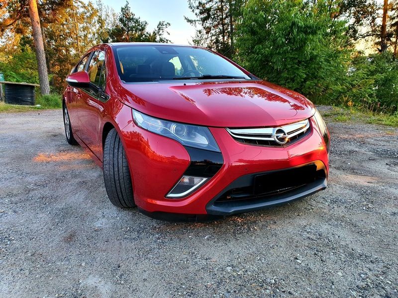 Opel Ampera • 2013 • 82,500 km 12