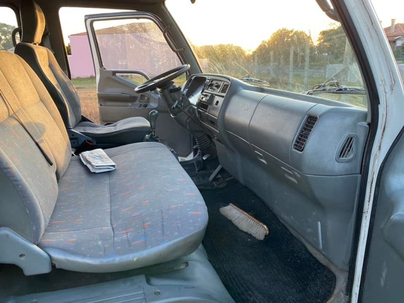 Mitsubishi Fuso canter • 1999 • 99,000 km 5