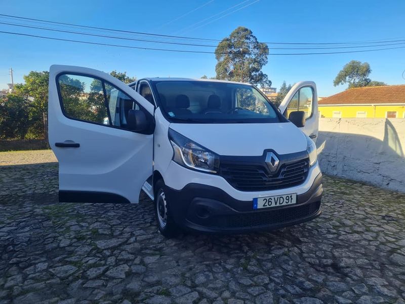 Renault Scénic • 2018 • 108,000 km 7