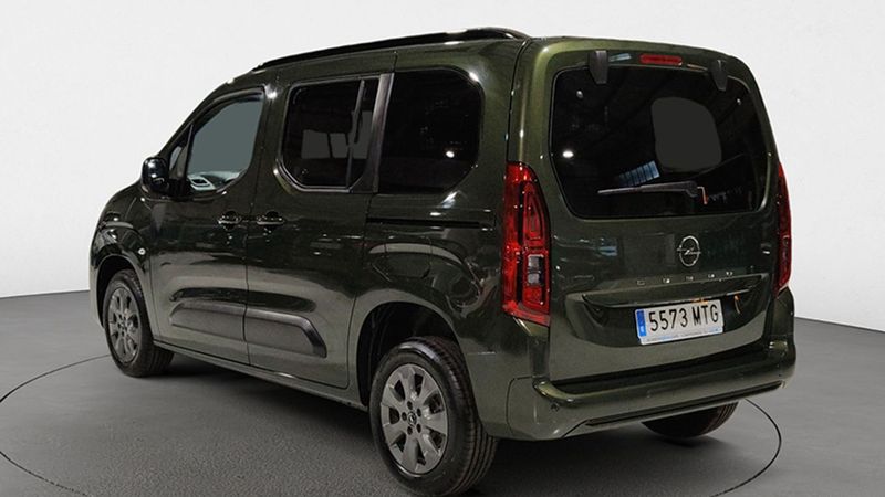 Opel Astra • 2024 • 8,000 km 2