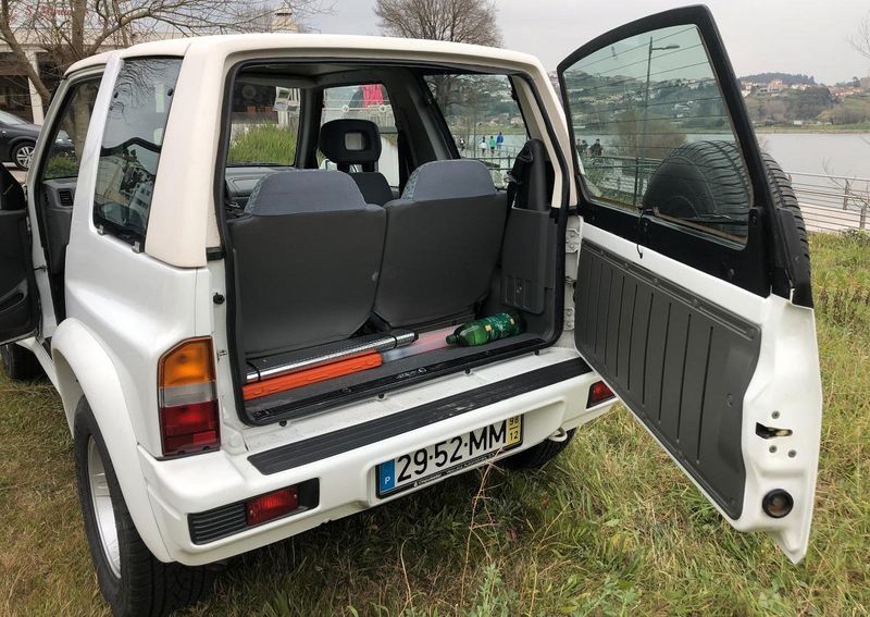 Suzuki Swift Dzire • 1998 • 5,000 km 4