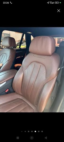 BMW X5 • 2017 • 185,000 km 4