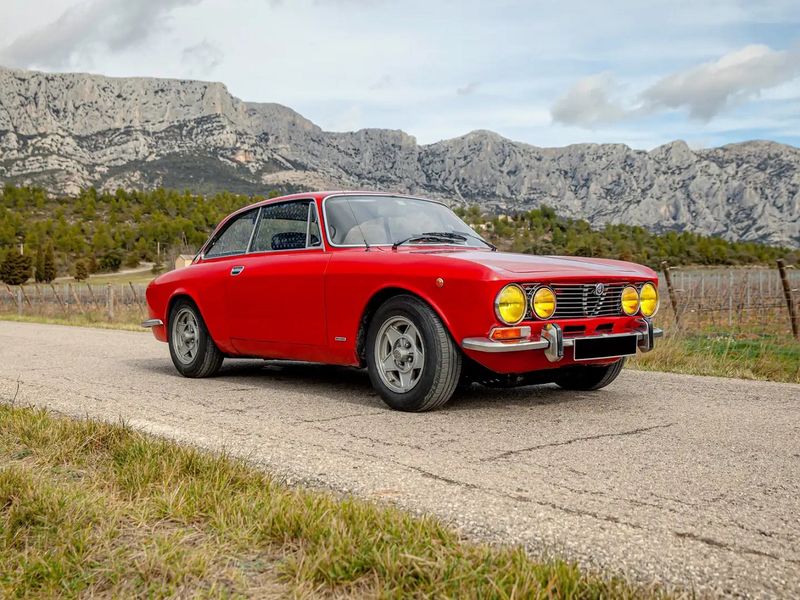 Alfa Romeo GTV • 1973 • 92,000 km 8
