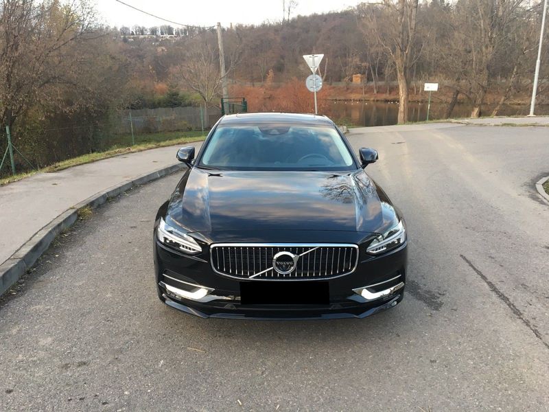 Volvo S90 • 2016 • 155,000 km 1