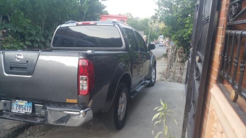 Nissan Frontier • 2006 • 45 km 8