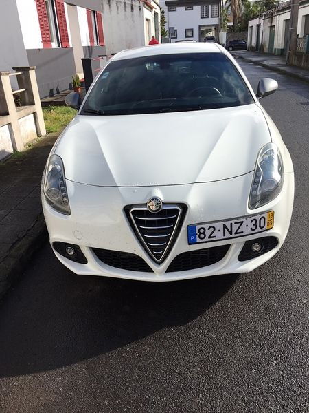 Alfa Romeo Giulietta • 2013 • 107,000 km 1