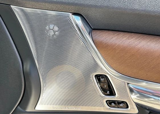 Volvo V90 • 2016 • 119,000 km 28