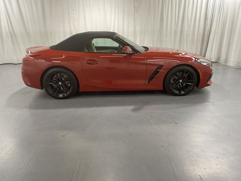 BMW Z4 • 2019 • 12,828 km 2