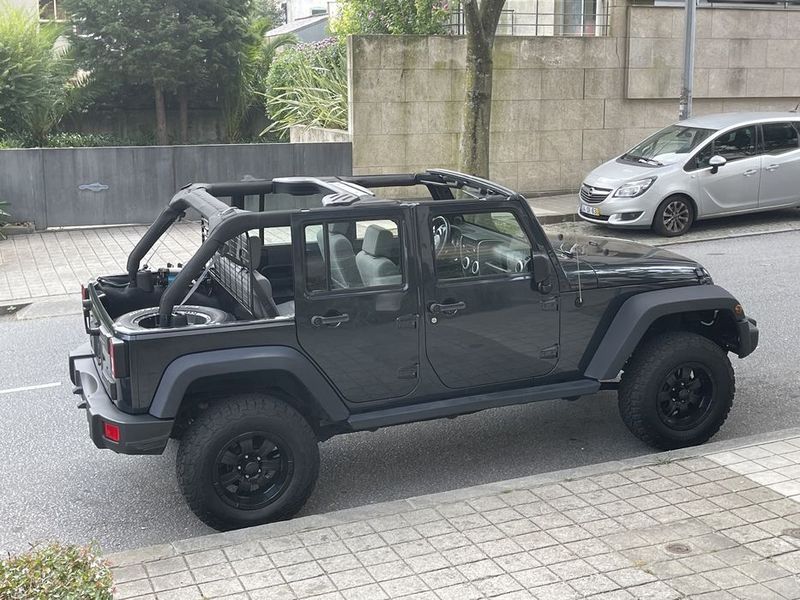 Jeep Wrangler • 2008 • 80,000 km 3