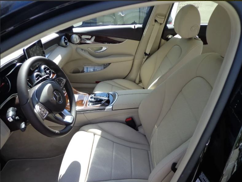 Mercedes-Benz C • 2015 • 90,000 km 4