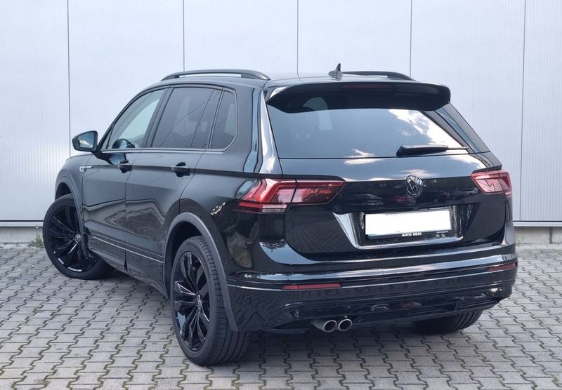 Volkswagen Tiguan • 2020 • 27,640 km 2