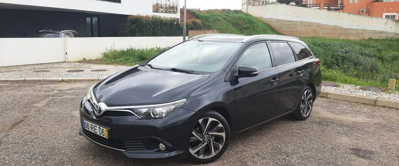 Toyota Auris • 2016 • 111,765 km 1